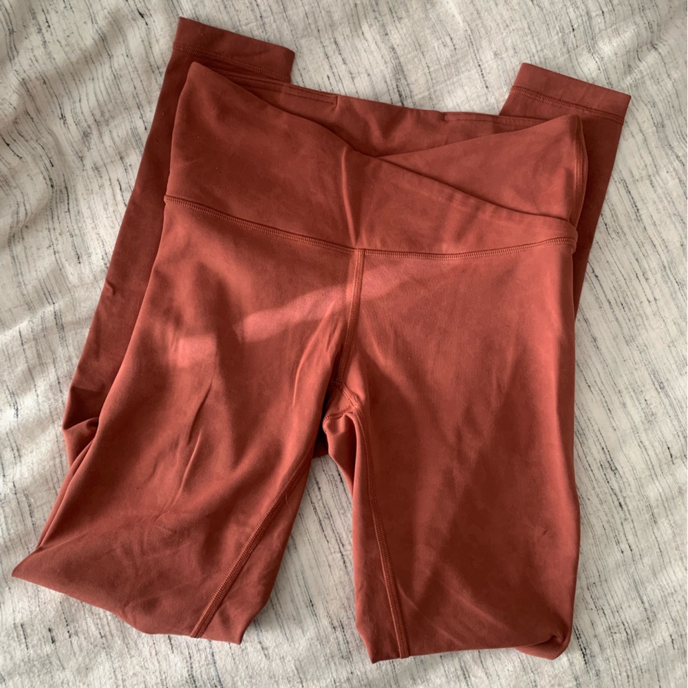 Lululemon 🍋 Wunder Under Cross Waist Leggings